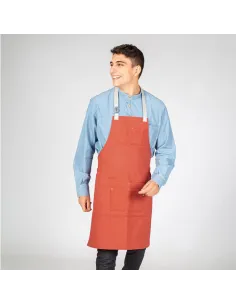 Delantal con peto hebilla enlazada