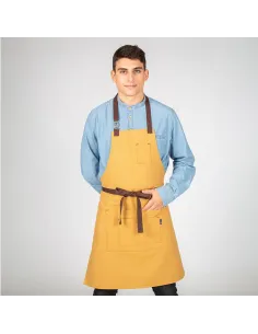 Delantal con peto hebilla enlazada 2